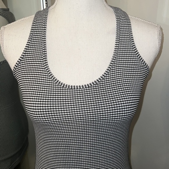 Lululemon Cool Racerback Gingham Luon White Black Size 6 - Picture 7 of 11